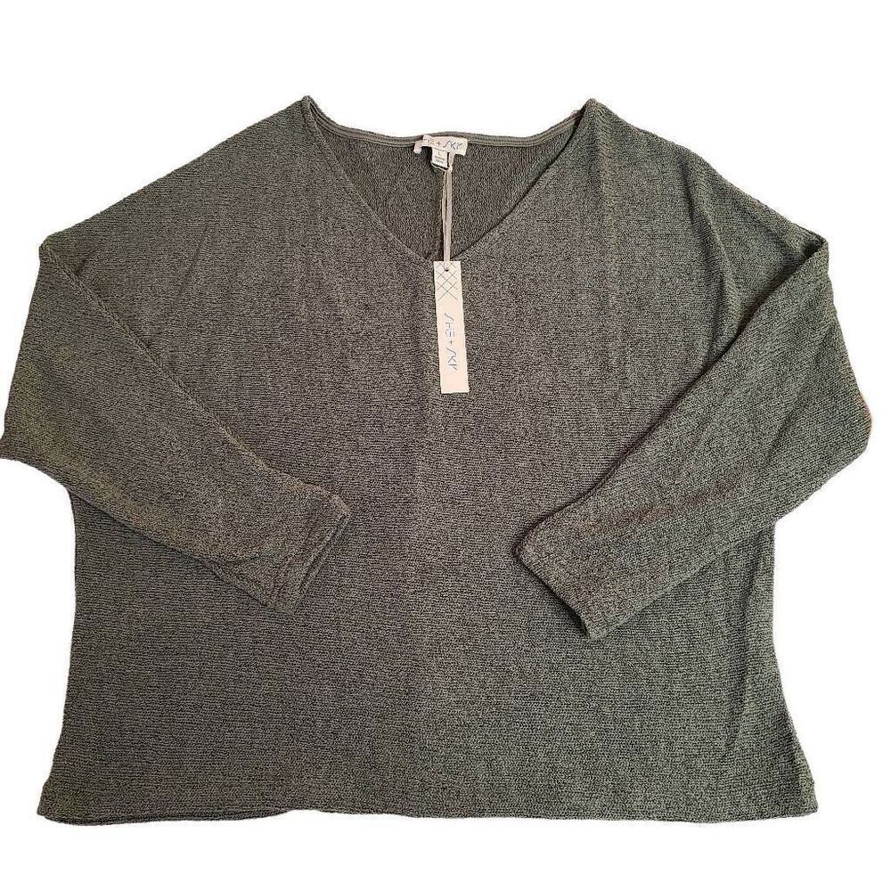 She + Sky Womens NWT Sage Green V-Neck Sweater Large